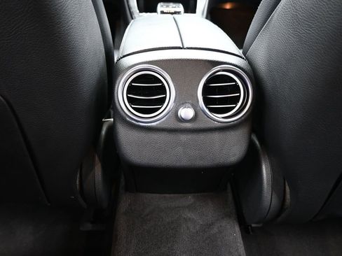 Used 2016 Mercedes-Benz C 300 Sedan image 33