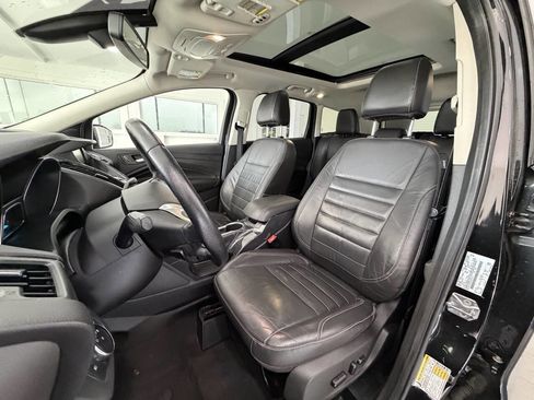 Used 2015 Ford Escape Titanium image 25