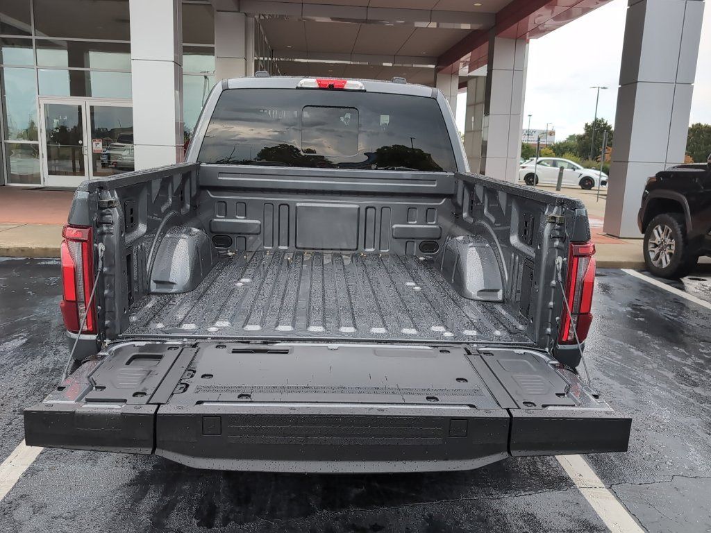 Used 2025 Ford F150 Platinum w/ Equipment Group 702A High AWD/4WD image 7