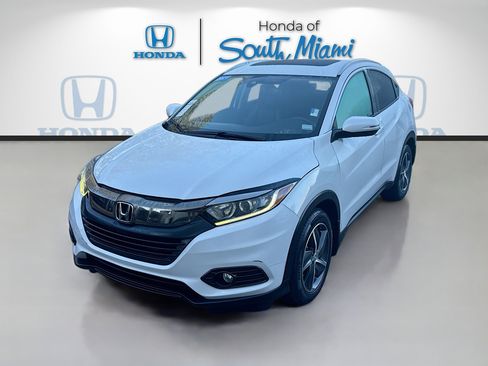 Certified 2021 Honda HR-V EX-L image 3