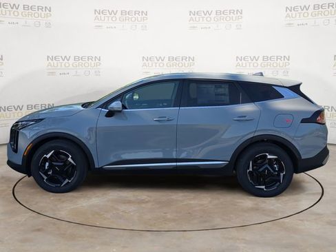 New 2026 Kia Sportage EX FWD image 2