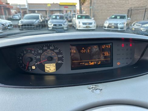 Used 2005 Nissan Quest 3.5 w/ (S01) Seat Pkg image 17