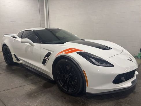 Used 2017 Chevrolet Corvette Grand Sport RWD image 3