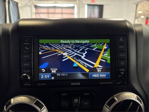 Used 2012 Jeep Wrangler Unlimited Sahara AWD/4WD image 27