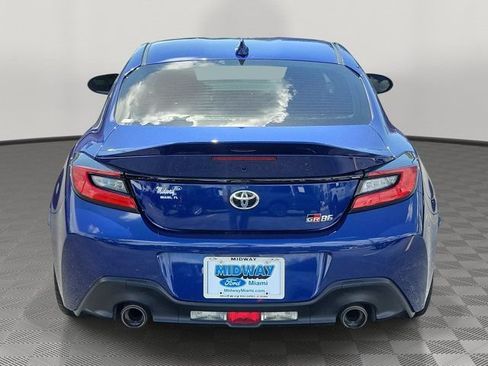 Used 2023 Toyota GR86 Premium RWD image 5