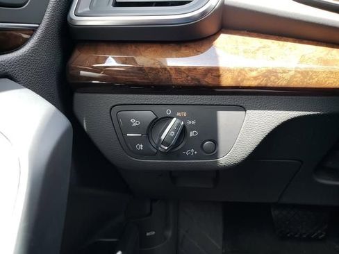 Used 2019 Audi Q5 2.0T Premium Plus AWD/4WD image 25