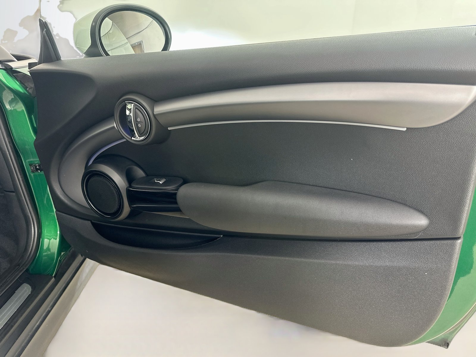 Certified 2023 MINI Cooper 2-Door Hardtop FWD image 39
