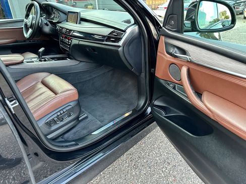 Used 2015 BMW X5 xDrive50i image 19