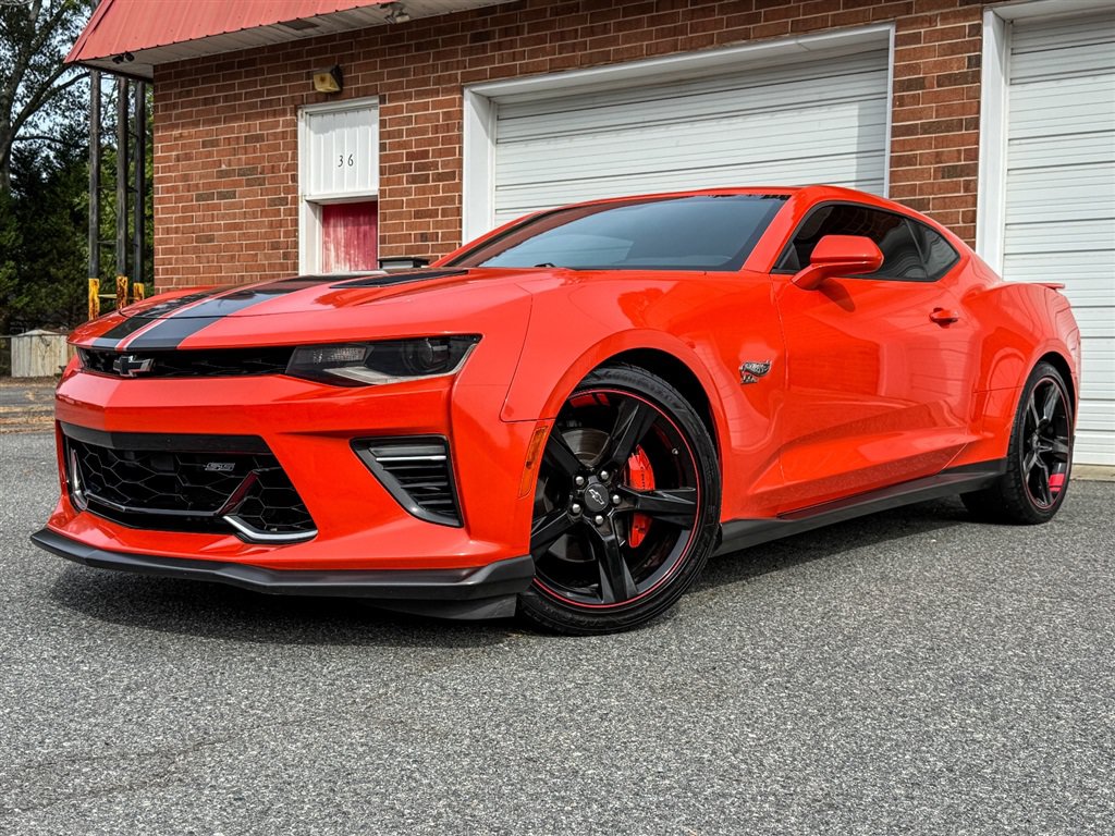 Used 2018 Chevrolet Camaro SS w/ Hot Wheels Edition RWD image 2