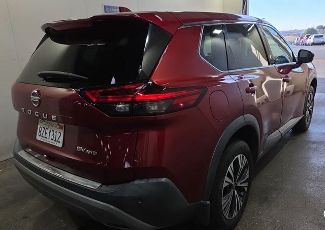 Used 2021 Nissan Rogue SV AWD/4WD image 4
