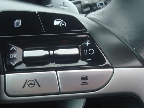 Used 2024 Hyundai Tucson Limited image 18