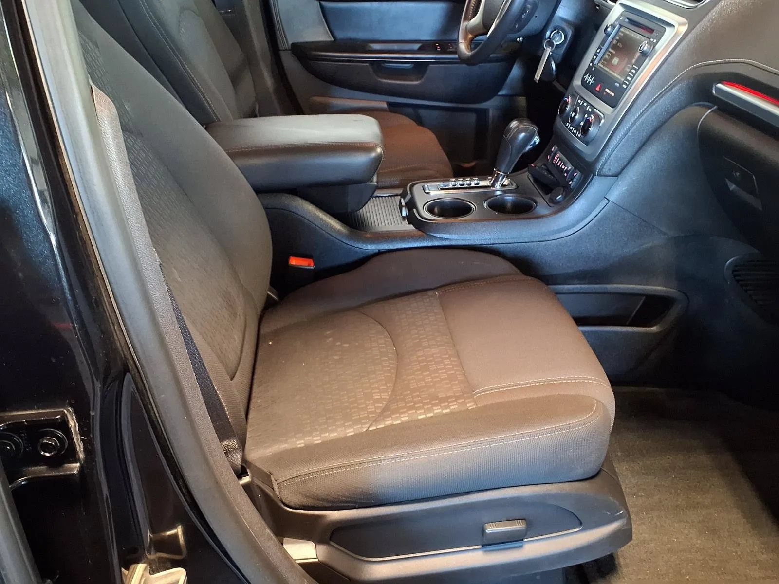 Used 2014 GMC Acadia SLE AWD/4WD image 12