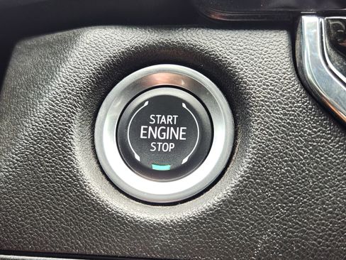 Certified 2025 Chevrolet Colorado Trail Boss AWD/4WD image 23
