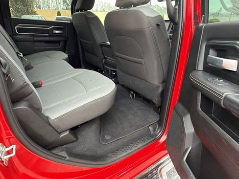 Used 2024 RAM 2500 Big Horn w/ Safety Group image 21