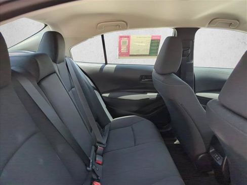 Used 2025 Toyota Corolla LE FWD image 22