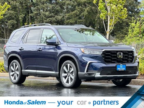 New 2025 Honda Pilot Touring image 9