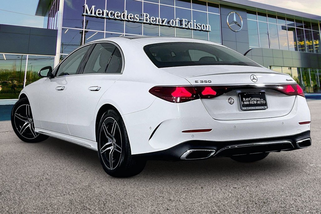 Used 2026 Mercedes-Benz E 350 4MATIC Sedan image 2