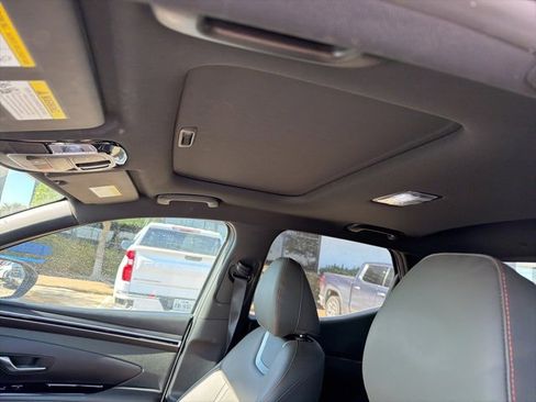 Certified 2022 Hyundai Santa Cruz Limited image 10