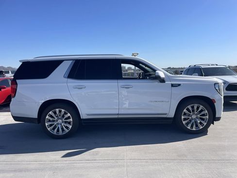 Used 2023 GMC Yukon Denali w/ Max Trailering Package image 3