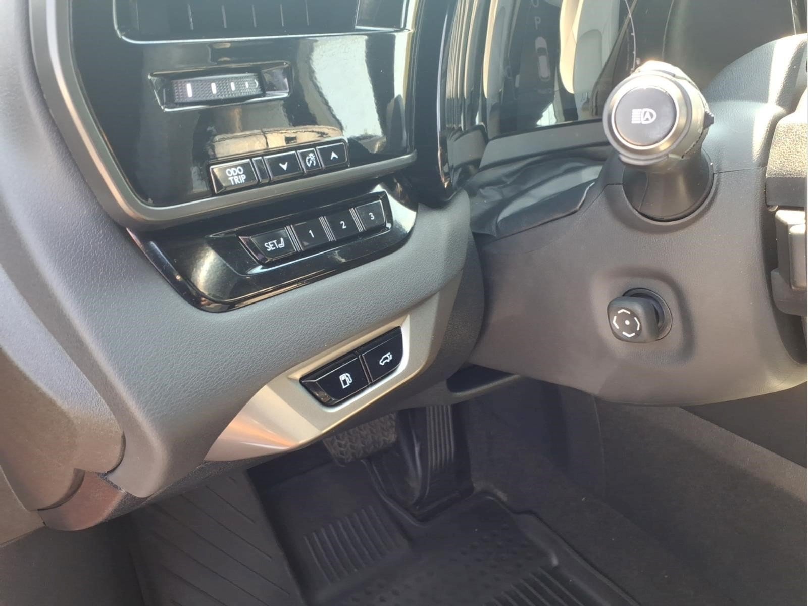 Used 2023 Lexus RX 350 Premium Plus w/ Accessory Package AWD/4WD image 24