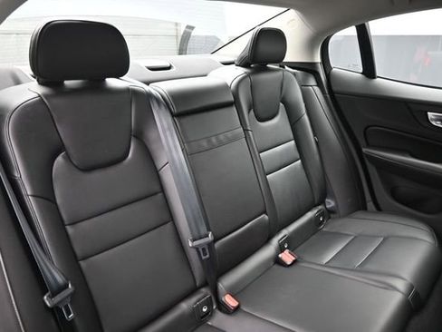Used 2020 Volvo S60 T5 Momentum w/ Protection Package Premier FWD image 25