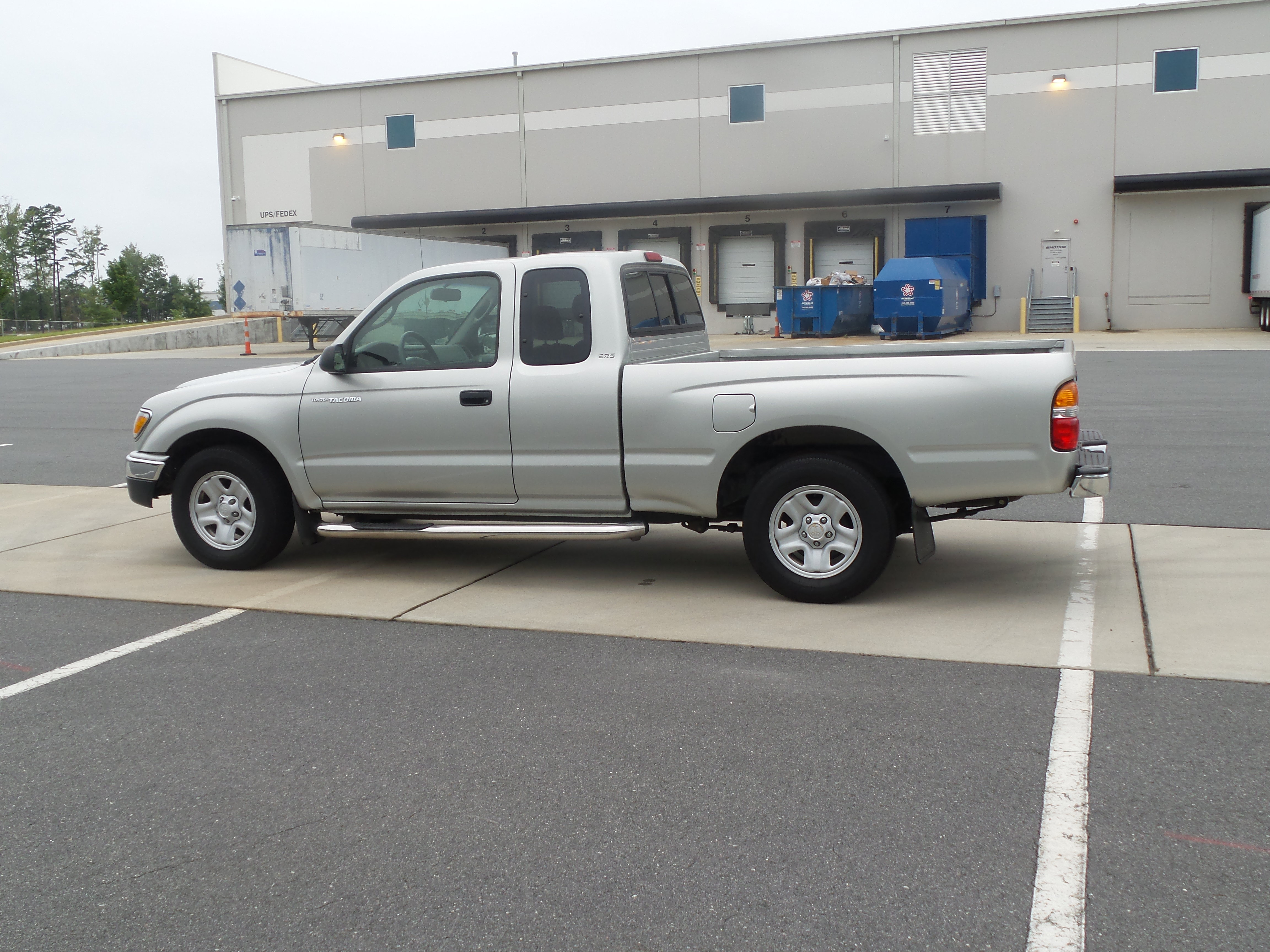 Used 2004 Toyota Tacoma 2WD Xtracab image 10