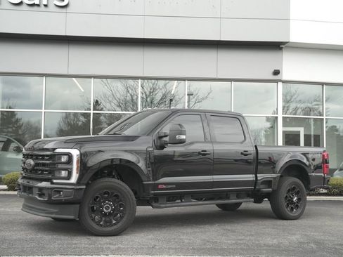 Used 2024 Ford F250 Lariat w/ Lariat Ultimate Package image 2