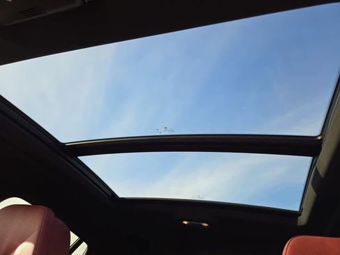 Used 2026 BMW X6 M60i image 24