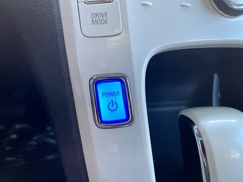 Used 2013 Chevrolet Volt image 17