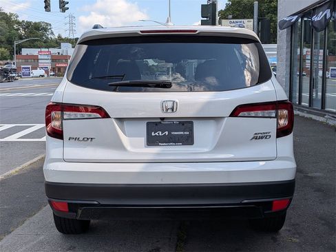 Used 2022 Honda Pilot Sport image 7