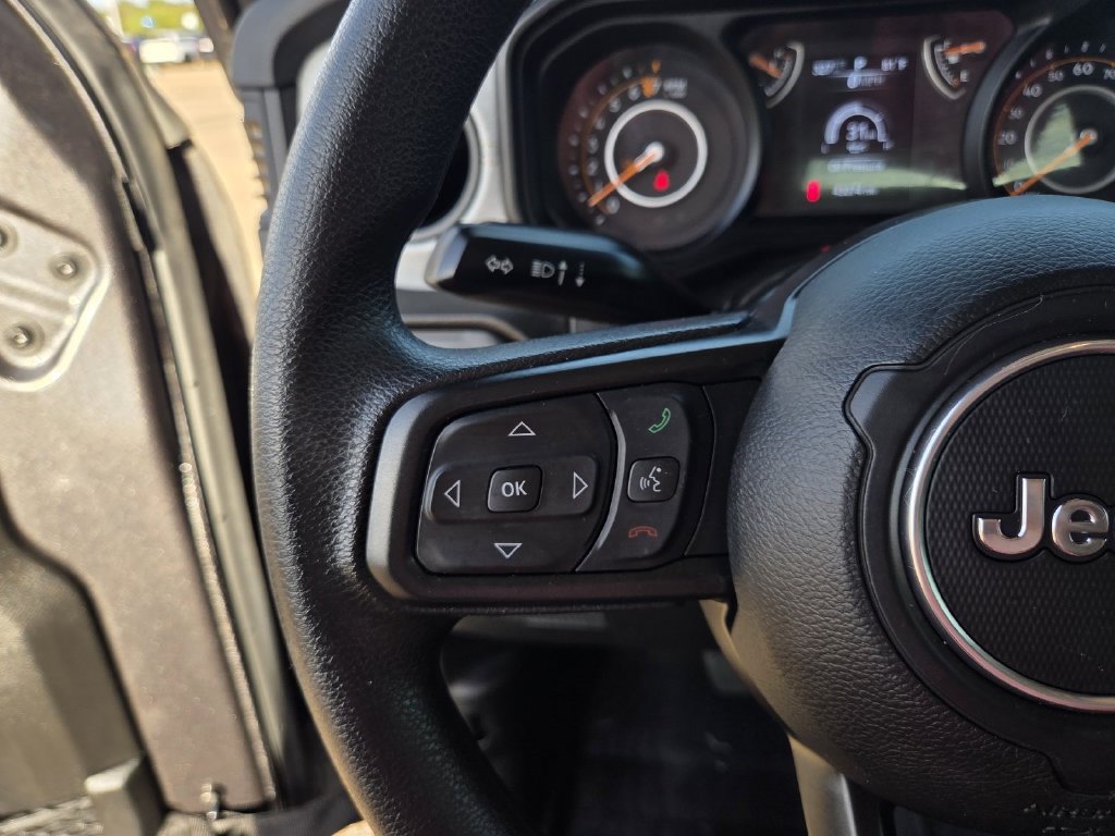 Used 2024 Jeep Gladiator Sport AWD/4WD image 23