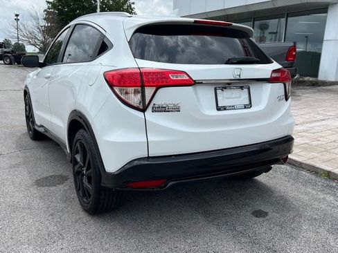 Used 2021 Honda HR-V Sport image 8