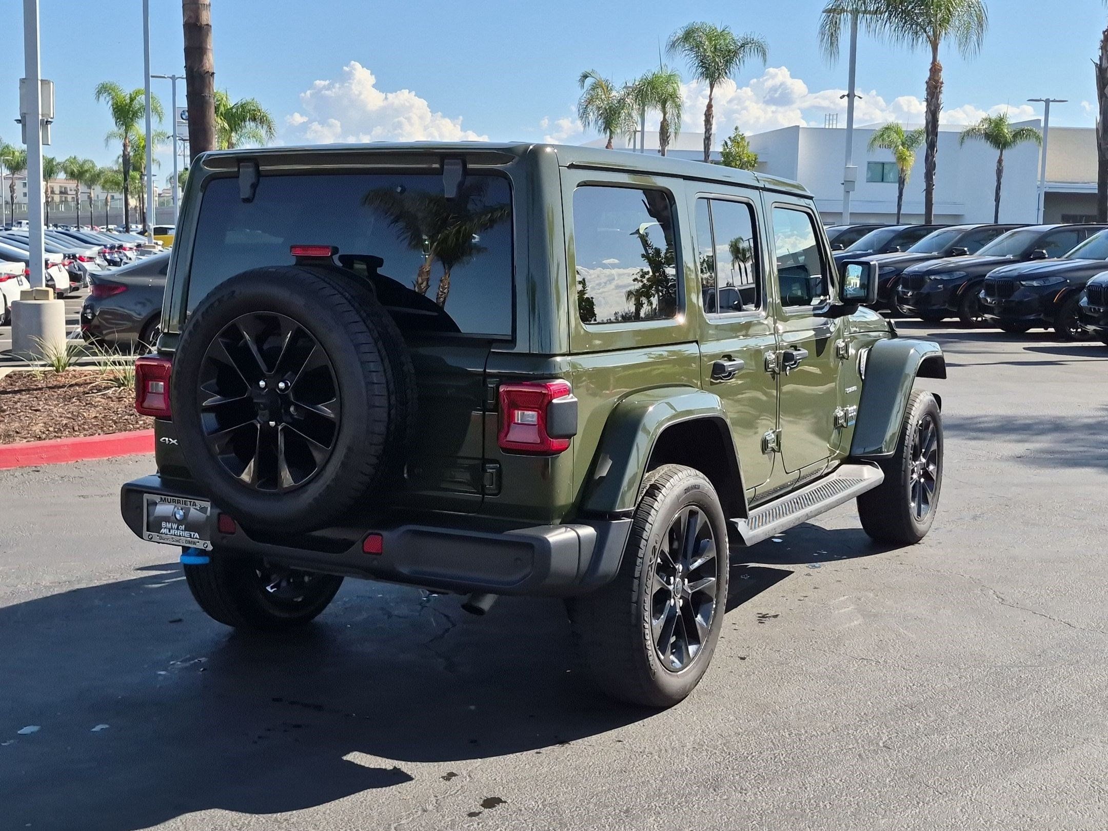 Used 2024 Jeep Wrangler Unlimited Sahara w/ Safety Group AWD/4WD image 10