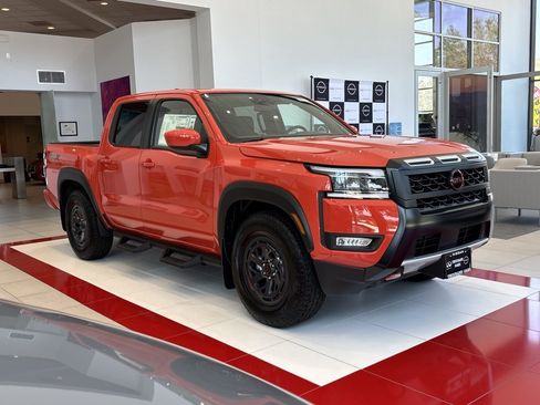 New 2025 Nissan Frontier Pro-X image 2