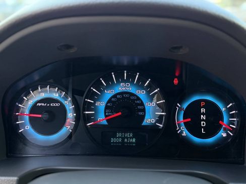 Used 2012 Ford Fusion SE FWD image 11