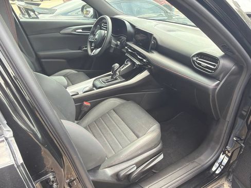 Used 2023 Dodge Hornet GT w/ Cold Weather Group AWD/4WD image 5