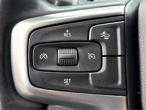 Used 2024 Chevrolet Tahoe LT image 20