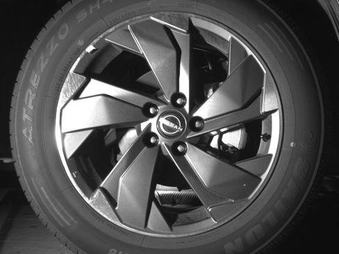 Used 2025 Nissan Rogue SV image 13