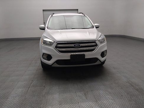 Used 2018 Ford Escape SE FWD image 14