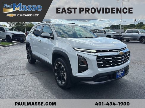 Used 2025 Chevrolet Equinox LT w/ Convenience Package II AWD/4WD image 3