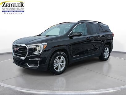 Used 2024 GMC Terrain SLE w/ Driver Convenience Package