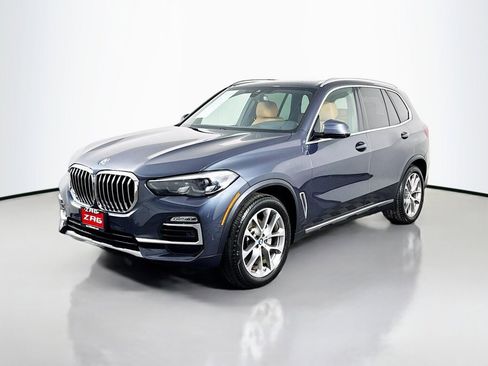 Used 2021 BMW X5 xDrive40i w/ Premium Package image 1