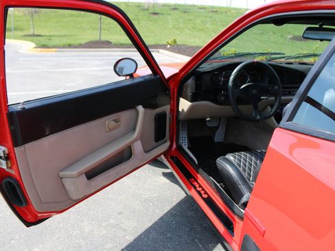 Used 1988 Porsche 944 Coupe image 18