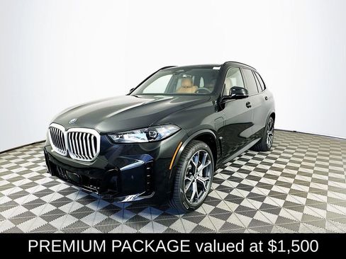 New 2026 BMW X5 xDrive50e w/ M Sport Package image 4