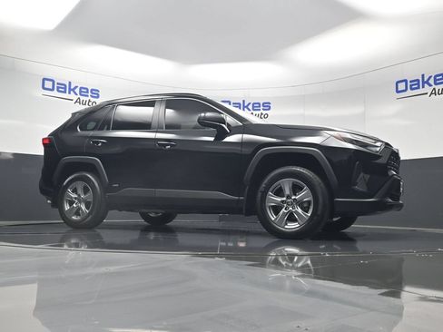 Used 2024 Toyota RAV4 LE AWD/4WD image 37