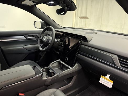 New 2026 GMC Terrain AT4 w/ Convenience Package III image 14