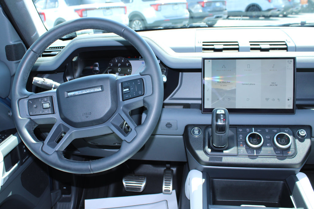 Used 2025 Land Rover Defender 110 S AWD/4WD image 29