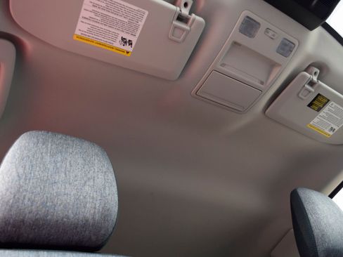 New 2026 Ford Maverick XLT image 24