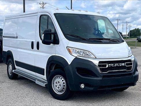 Used 2025 RAM ProMaster 2500 w/ U-Haul Equipment Group FWD image 29