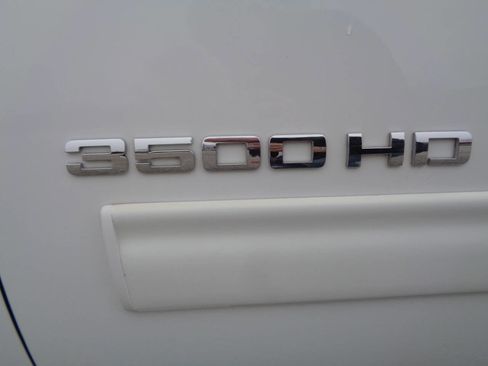 Used 2011 Chevrolet Silverado 3500 LTZ w/ Snow Plow Prep Package image 16